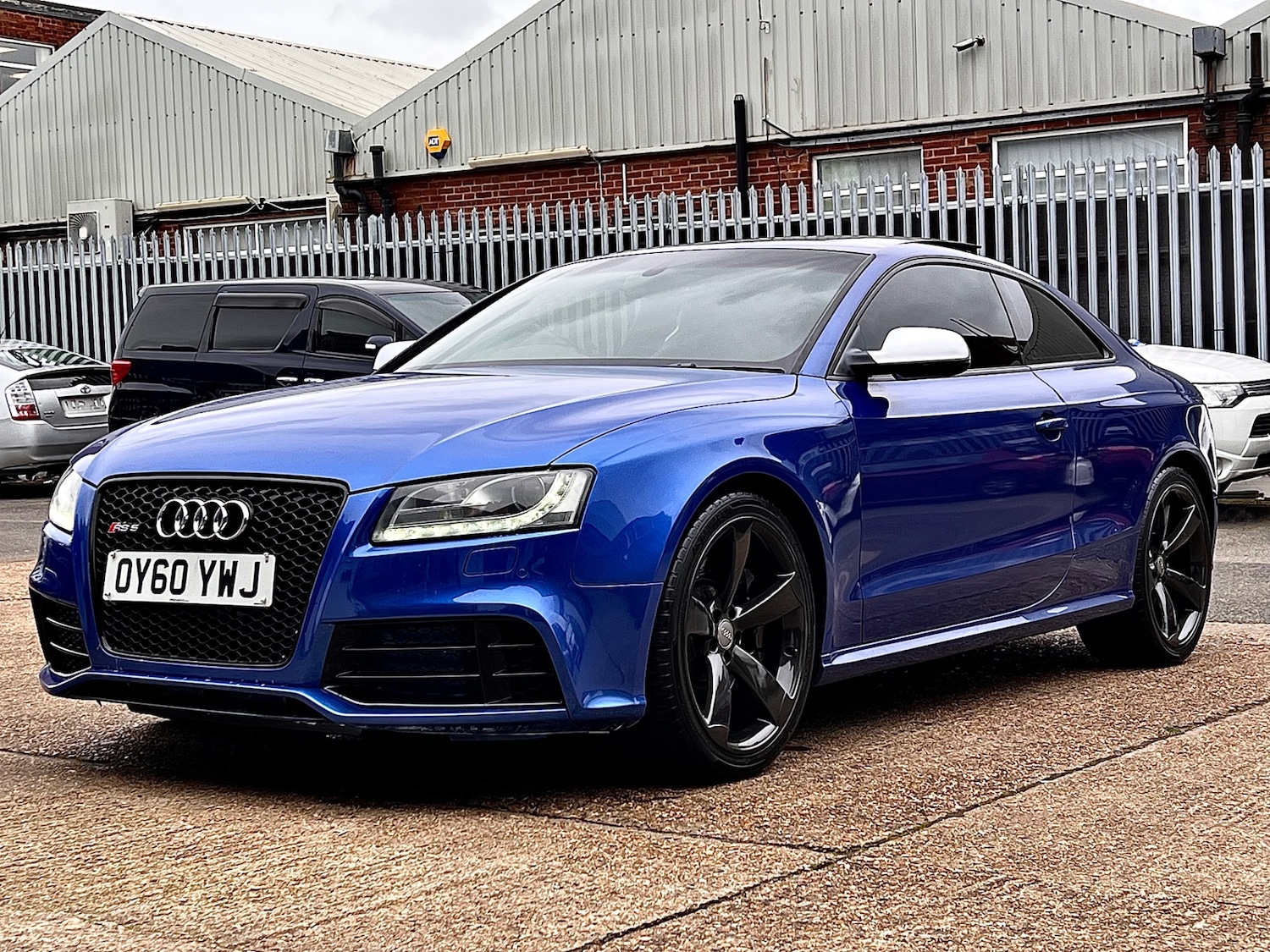 Used Audi RS5 2010 for sale - 77591994: Photo 10