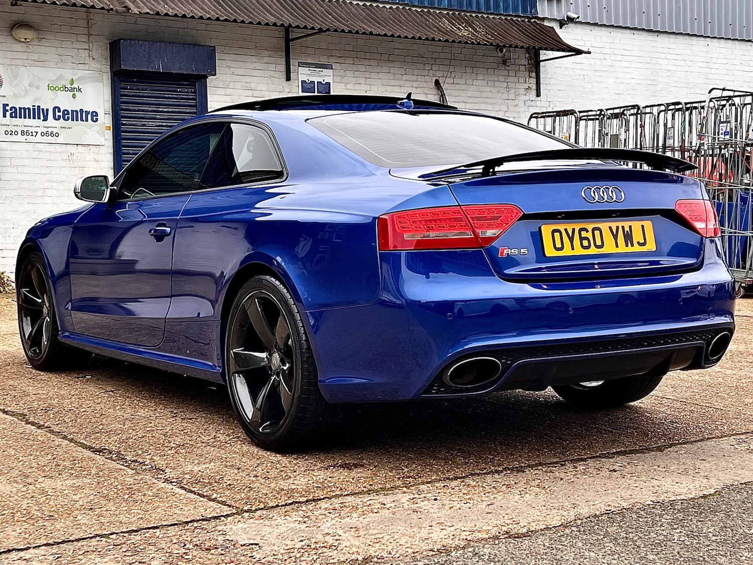 Used Audi RS5 2010 for sale - 77591994: Photo 2