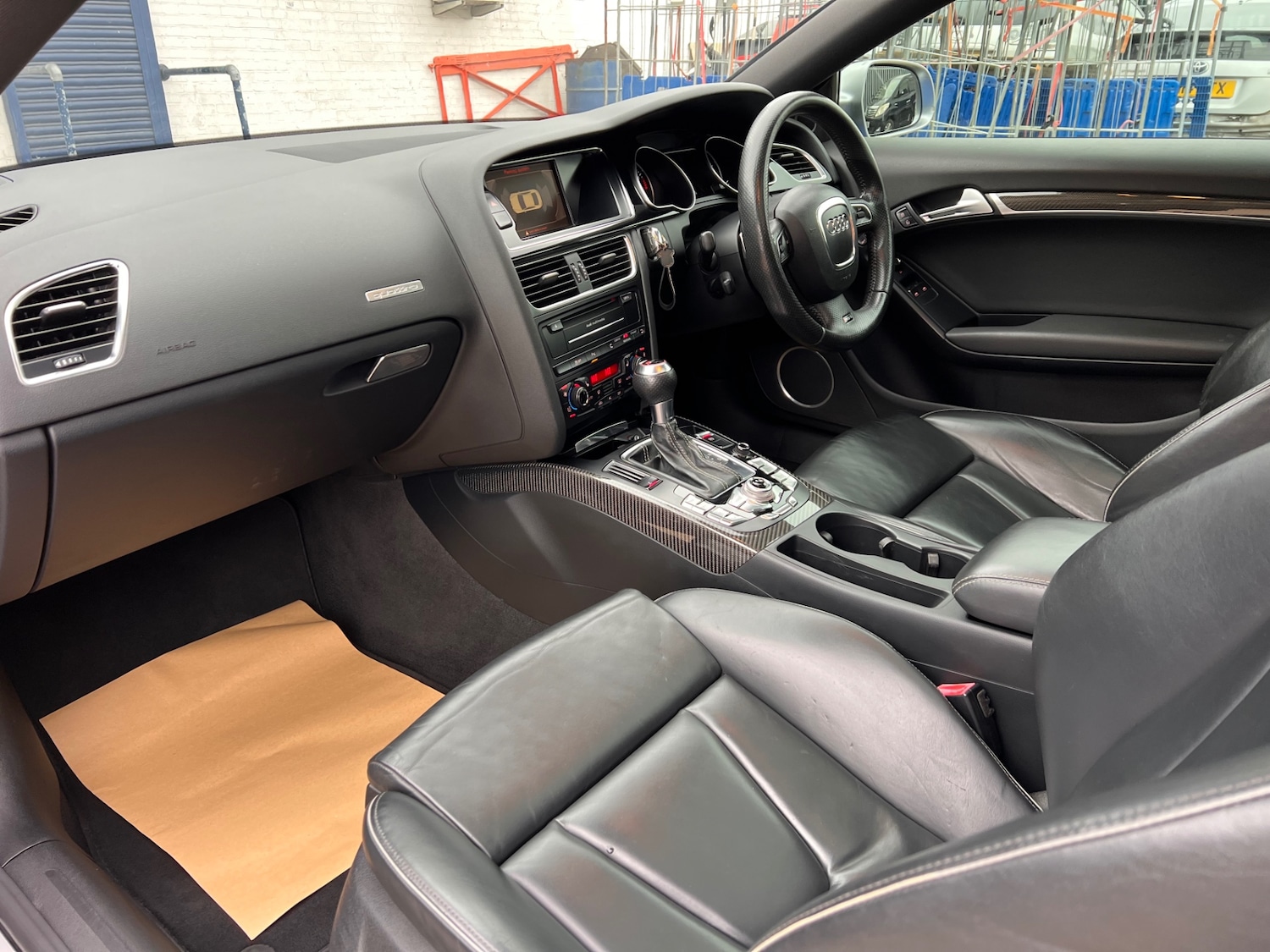 Used Audi RS5 2010 for sale - 77591994: Photo 40