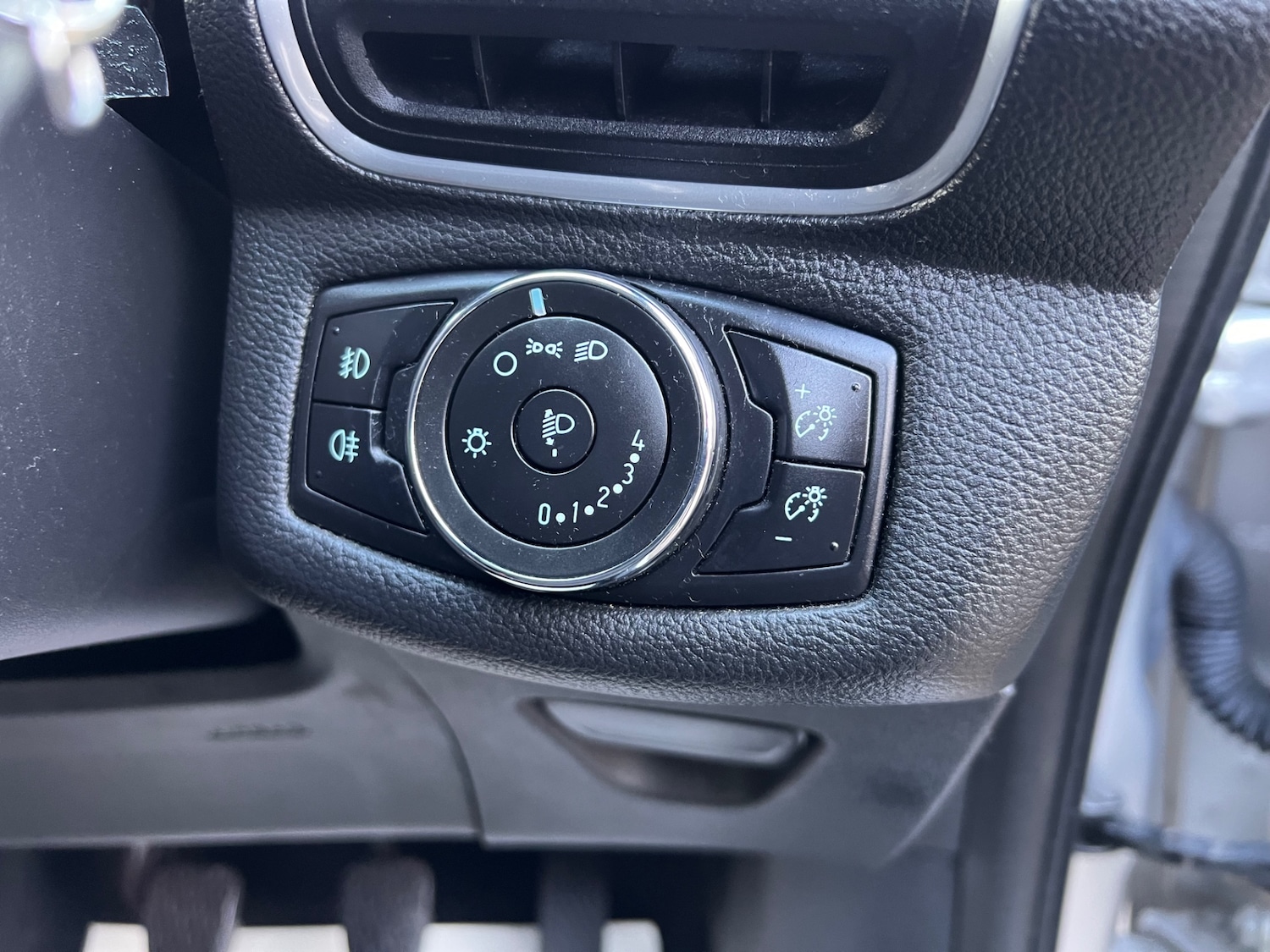 Used Ford B-MAX 2014 for sale - 77201639: Photo 11