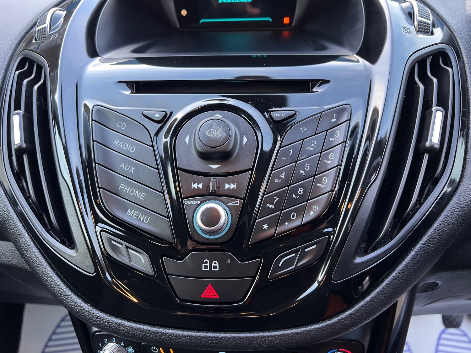 Used Ford B-MAX 2014 for sale - 77201639: Photo 25