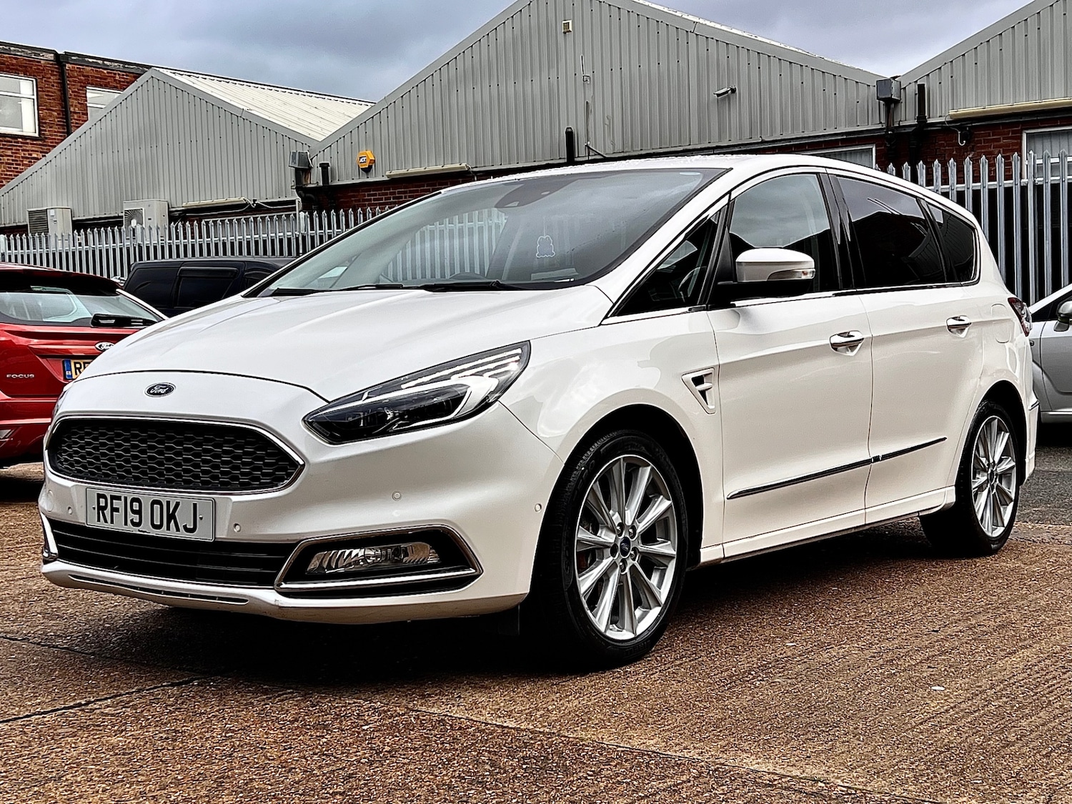 Used Ford S-Max 2019 for sale - 76848917: Photo 12