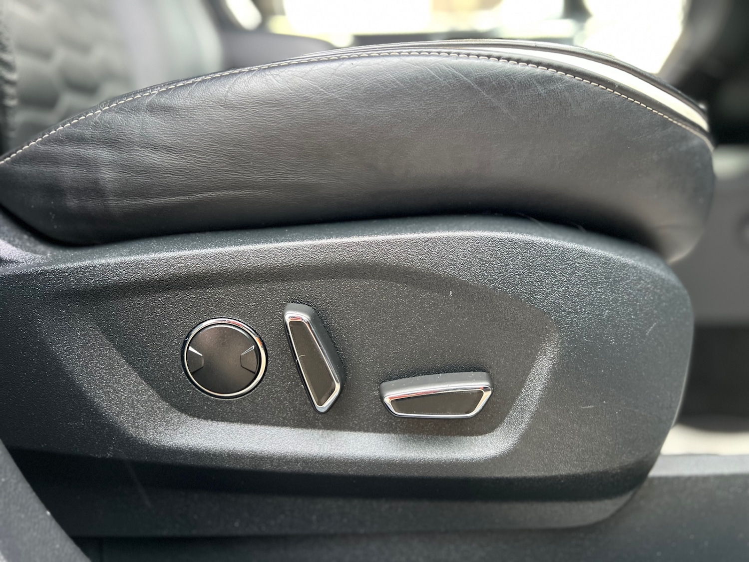 Used Ford S-Max 2019 for sale - 76848917: Photo 8