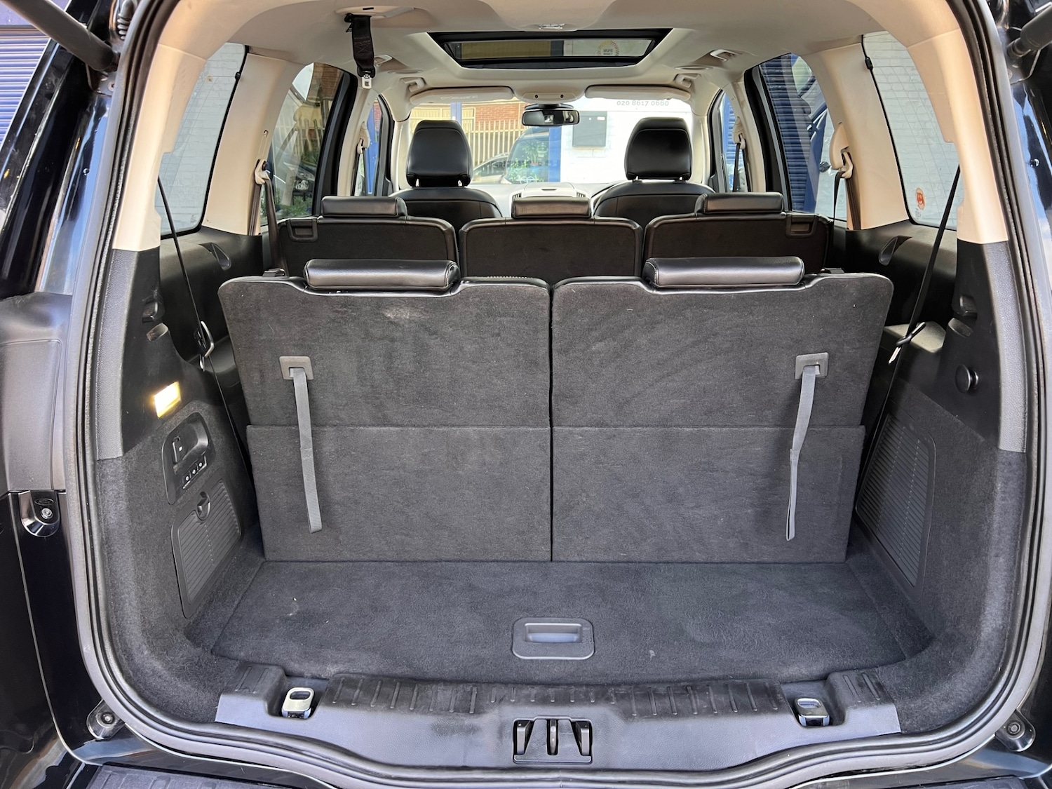 Used Ford Galaxy 2017 for sale - 78088592: Photo 50