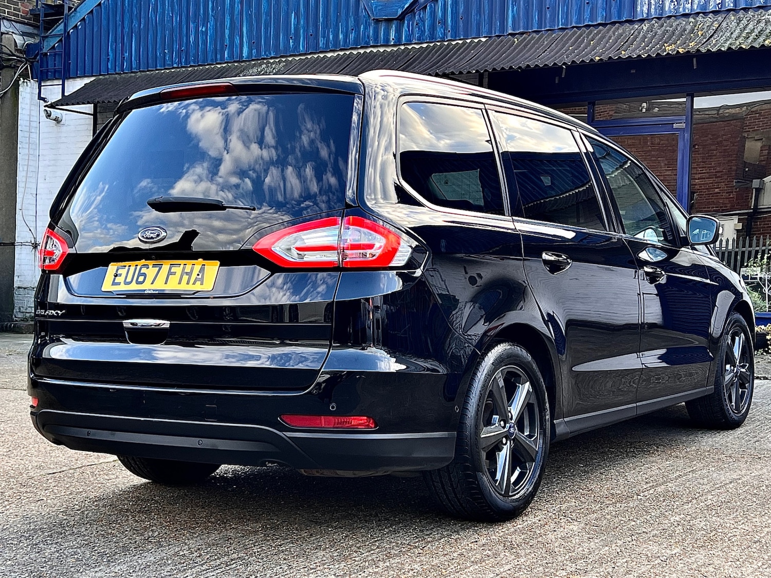 Used Ford Galaxy 2017 for sale - 78088592: Photo 6