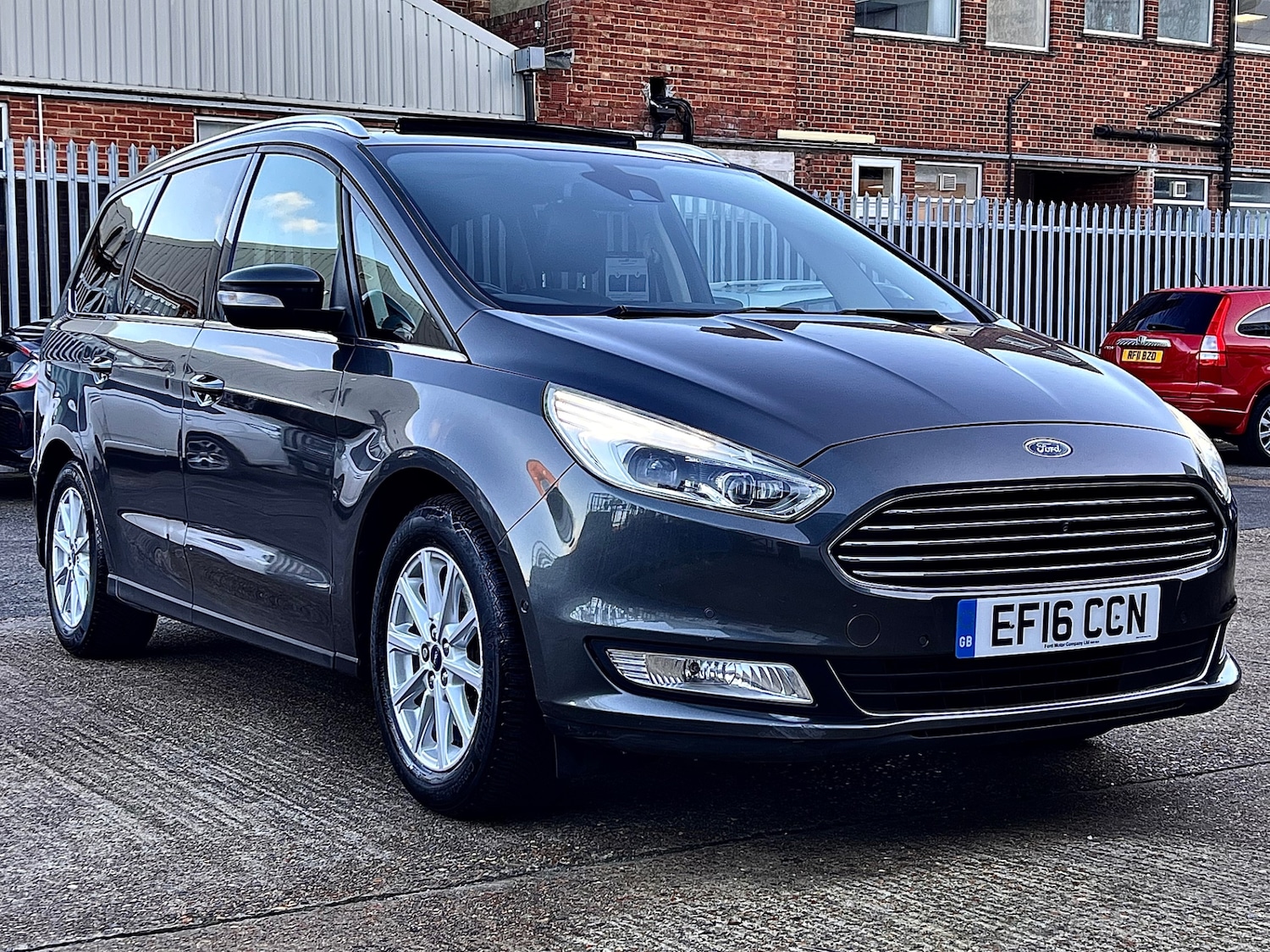 Used Ford Galaxy 2016 for sale - 76916272: Photo 1