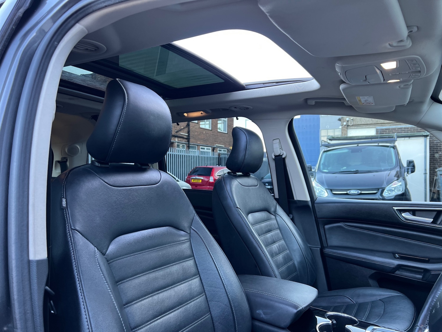 Used Ford Galaxy 2016 for sale - 76916272: Photo 16