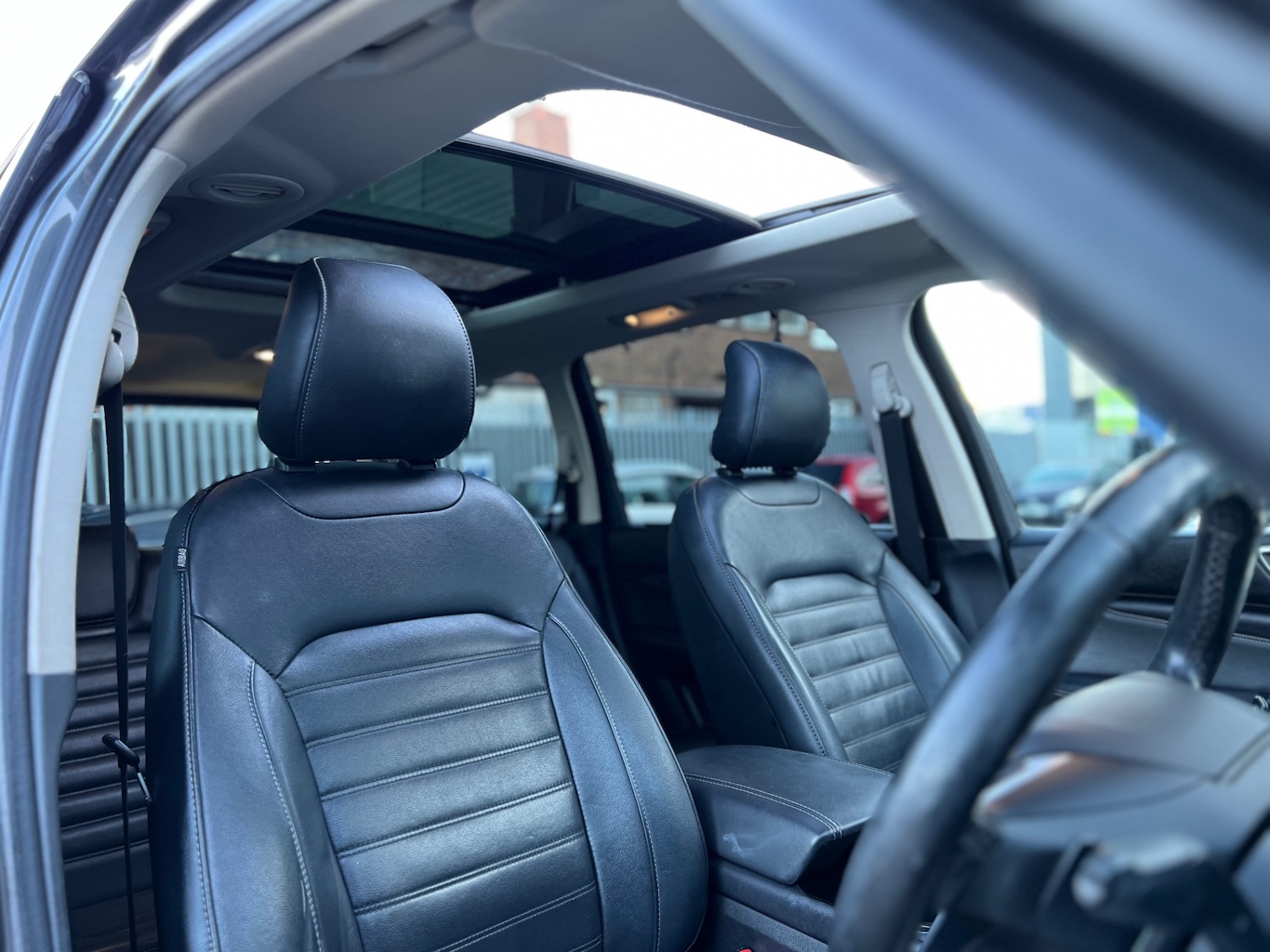 Used Ford Galaxy 2016 for sale - 76916272: Photo 48