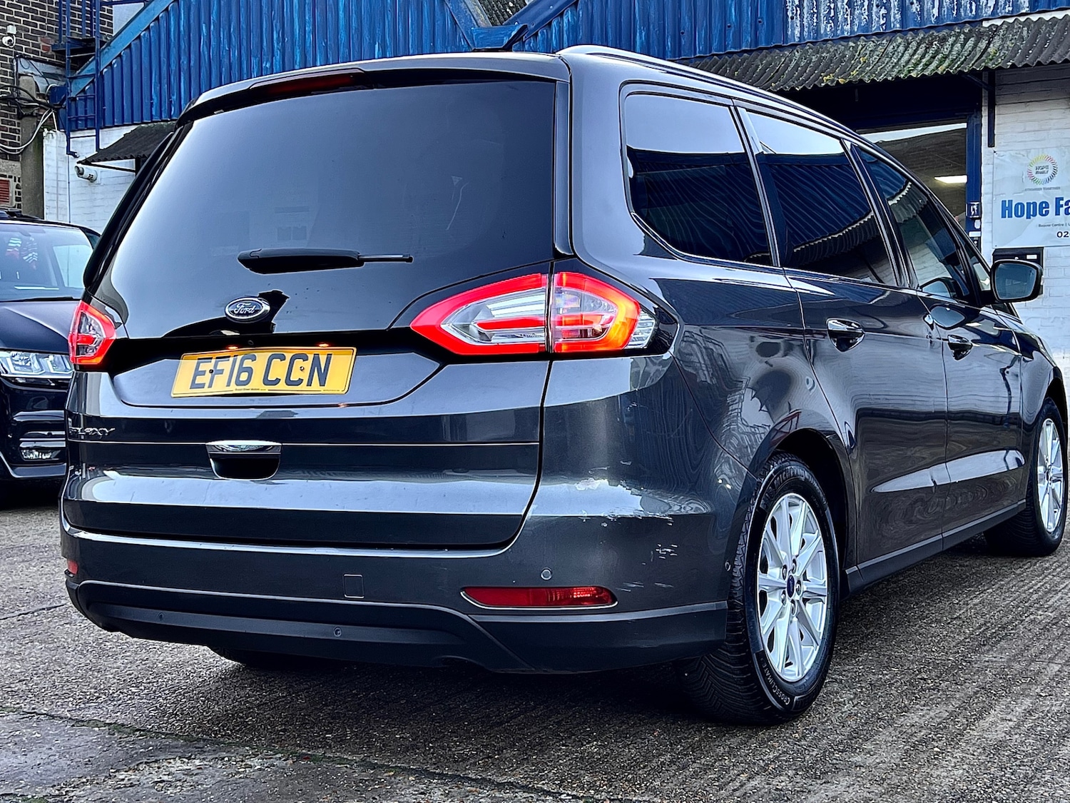 Used Ford Galaxy 2016 for sale - 76916272: Photo 7