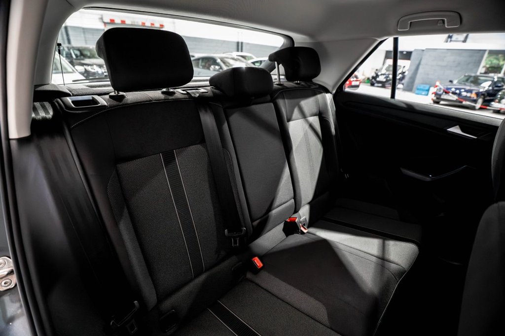 Used Volkswagen T-Roc 2022 for sale - 77785567: Photo 24