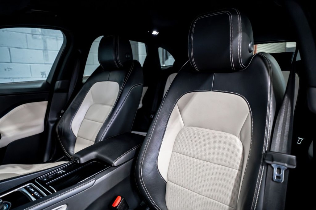 Used Jaguar F-Pace 2016 for sale - 77785581: Photo 17