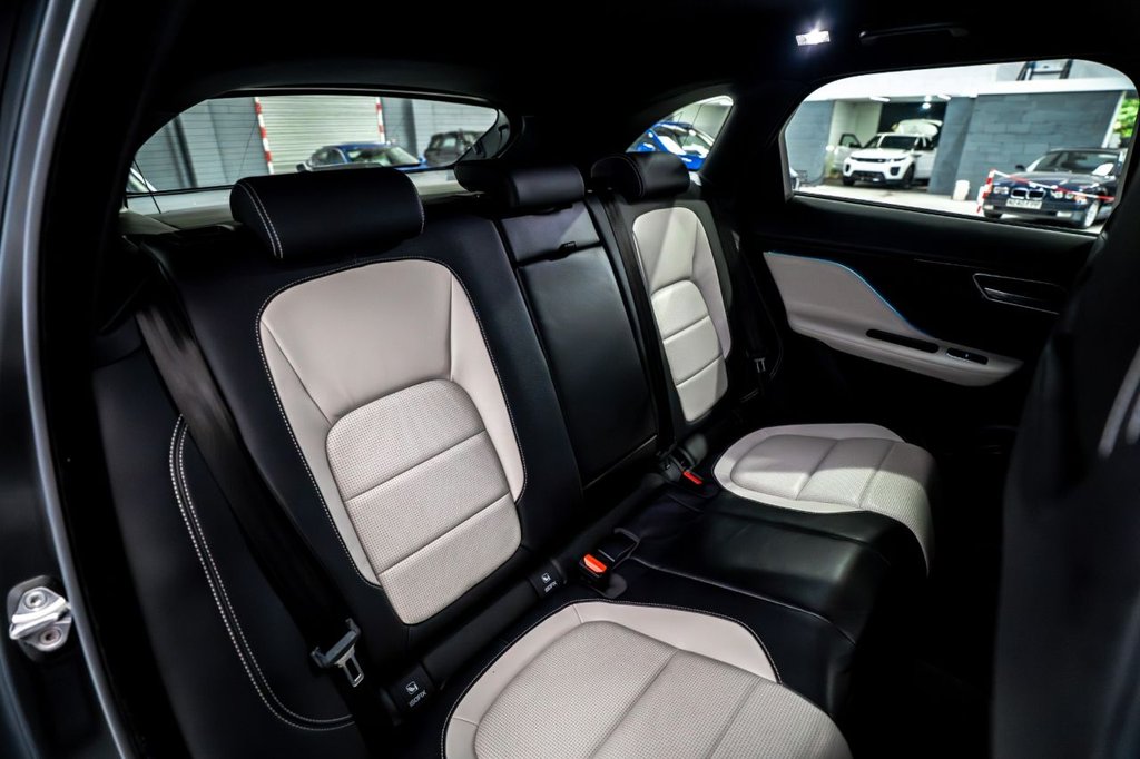 Used Jaguar F-Pace 2016 for sale - 77785581: Photo 26