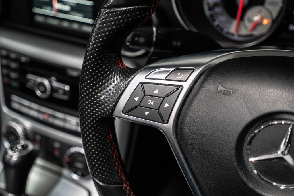 Used Mercedes-Benz SLK 2015 for sale - 77785572: Photo 22