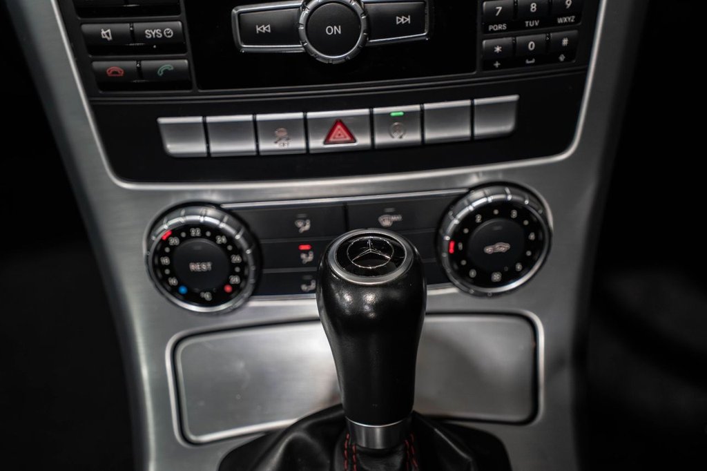 Used Mercedes-Benz SLK 2015 for sale - 77785572: Photo 28