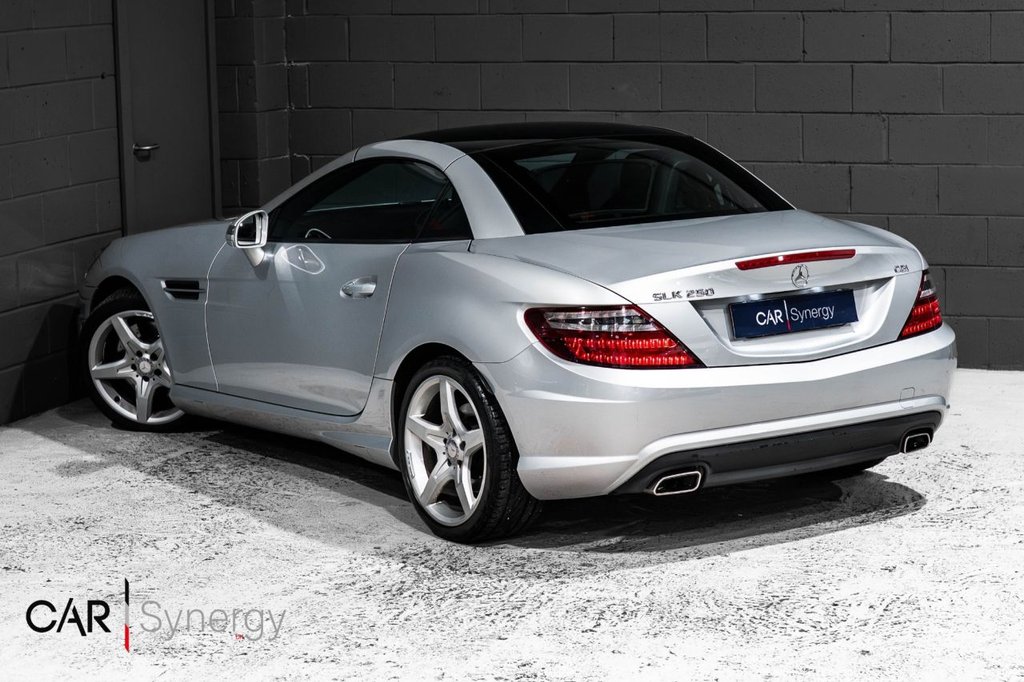 Used Mercedes-Benz SLK 2015 for sale - 77785572: Photo 4