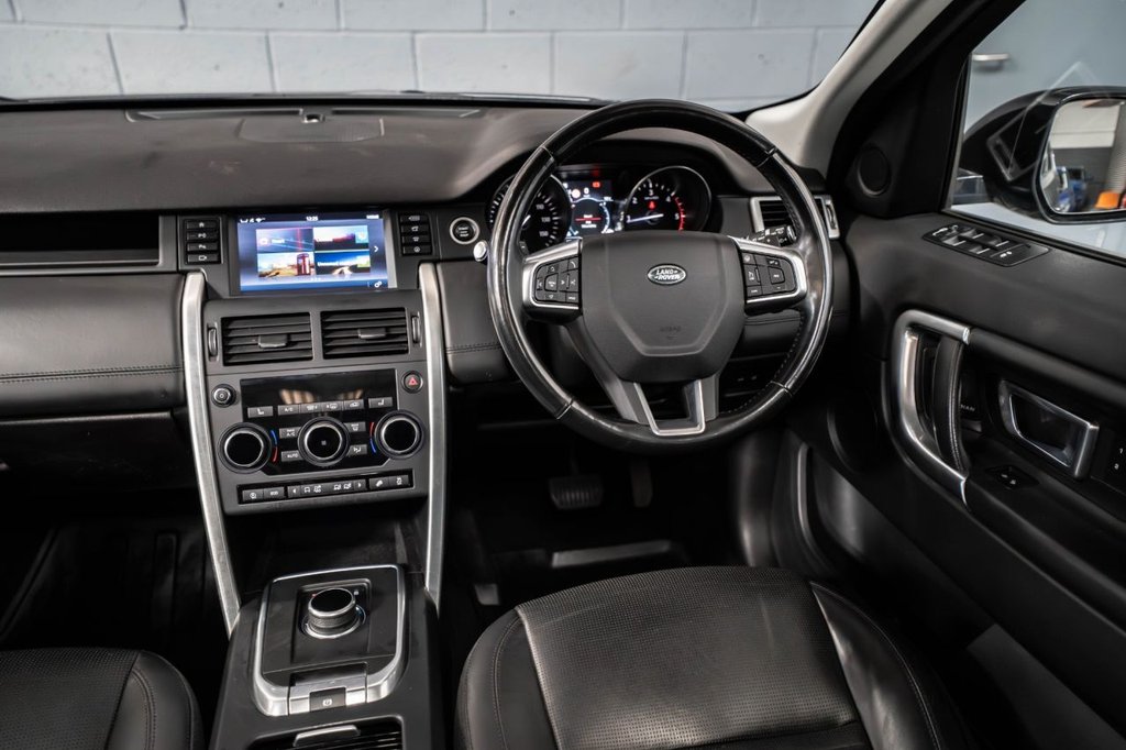 Used Land Rover Discovery Sport 2017 for sale - 78181159: Photo 28