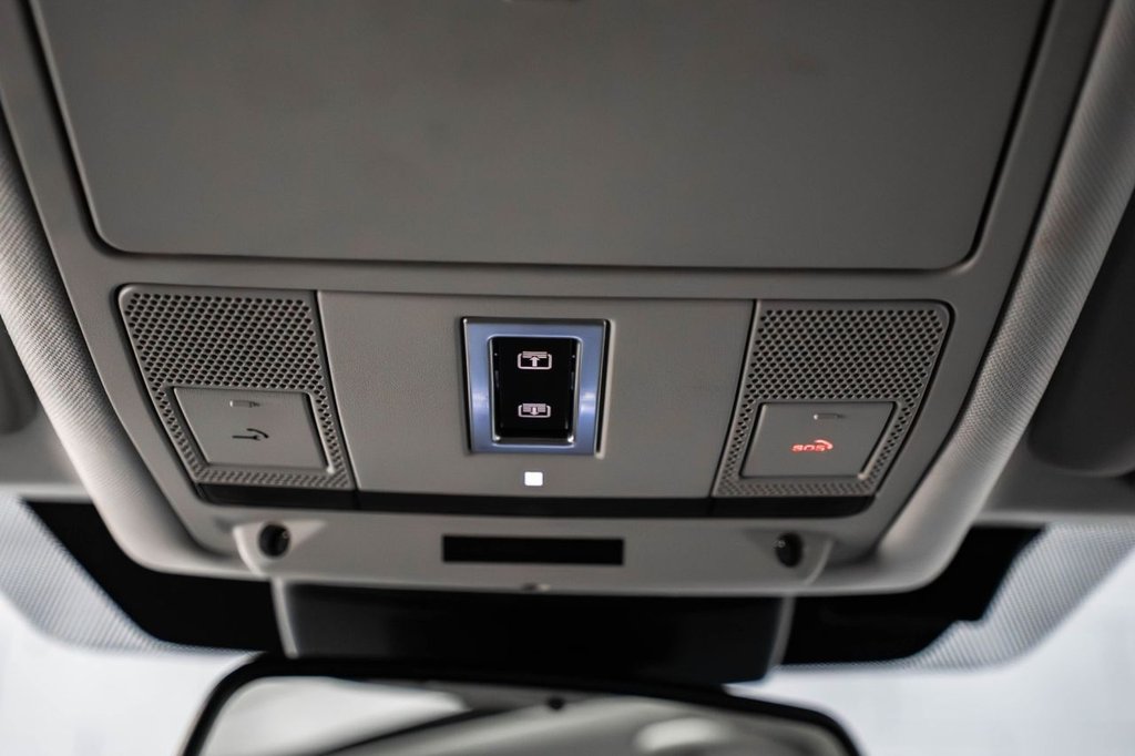 Used Land Rover Discovery Sport 2017 for sale - 78181159: Photo 42