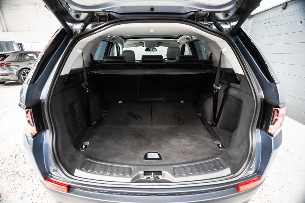 Used Land Rover Discovery Sport 2017 for sale - 78181159: Photo 45