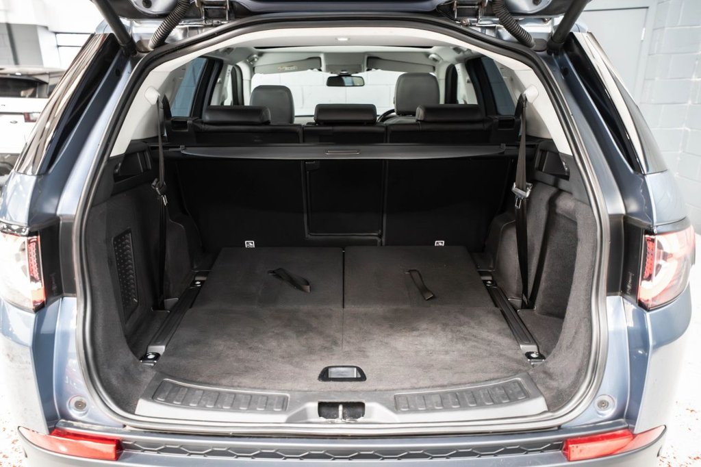 Used Land Rover Discovery Sport 2017 for sale - 78181159: Photo 46