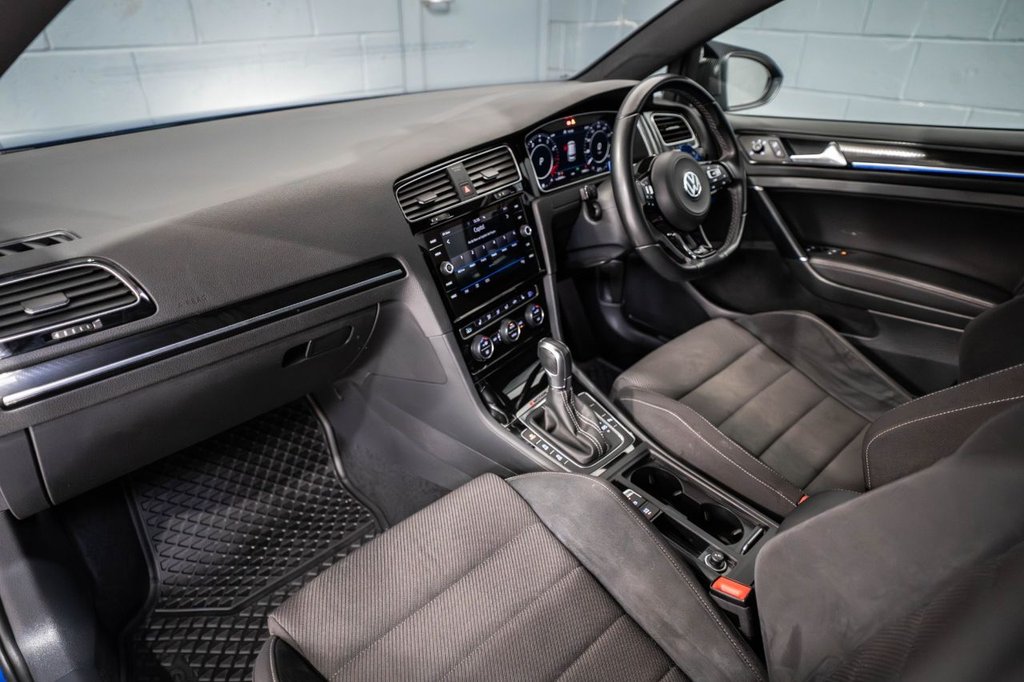 Used Volkswagen Golf 2019 for sale - 77991002: Photo 17