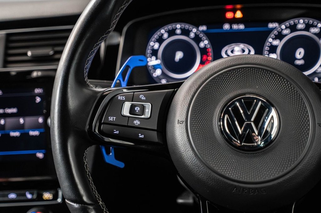 Used Volkswagen Golf 2019 for sale - 77991002: Photo 30