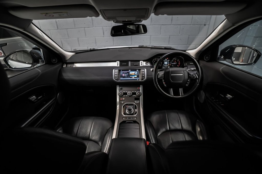 Used Land Rover Range Rover Evoque 2019 for sale - 78200584: Photo 2