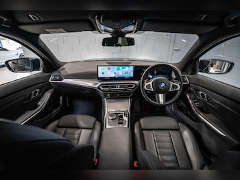 Used BMW 3 Series 2024 for sale - 78358126: Photo