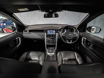 Used Land Rover Discovery Sport 2018 for sale - 78570448: Photo