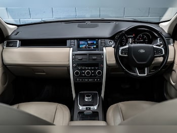 Used Land Rover Discovery Sport 2017 for sale - 78017130: Photo