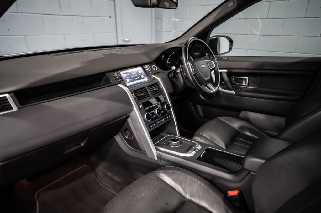 Used Land Rover Discovery Sport 2018 for sale - 77785569: Photo 14