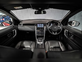 Used Land Rover Discovery Sport 2018 for sale - 77785569: Photo