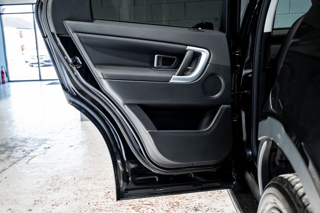 Used Land Rover Discovery Sport 2017 for sale - 78003121: Photo 19