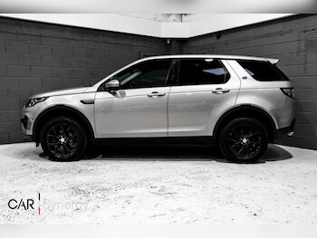 Used Land Rover Discovery Sport 2017 for sale - 78501480: Photo