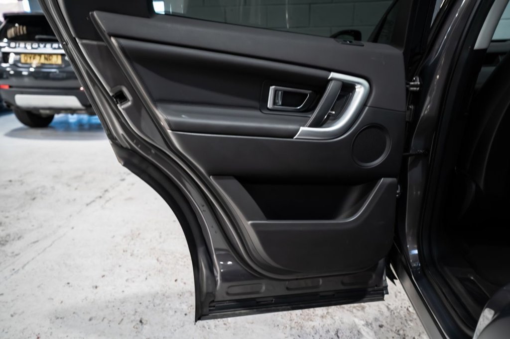 Used Land Rover Discovery Sport 2016 for sale - 78154209: Photo 19