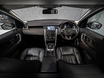 Used Land Rover Discovery Sport 2016 for sale - 78154209: Photo