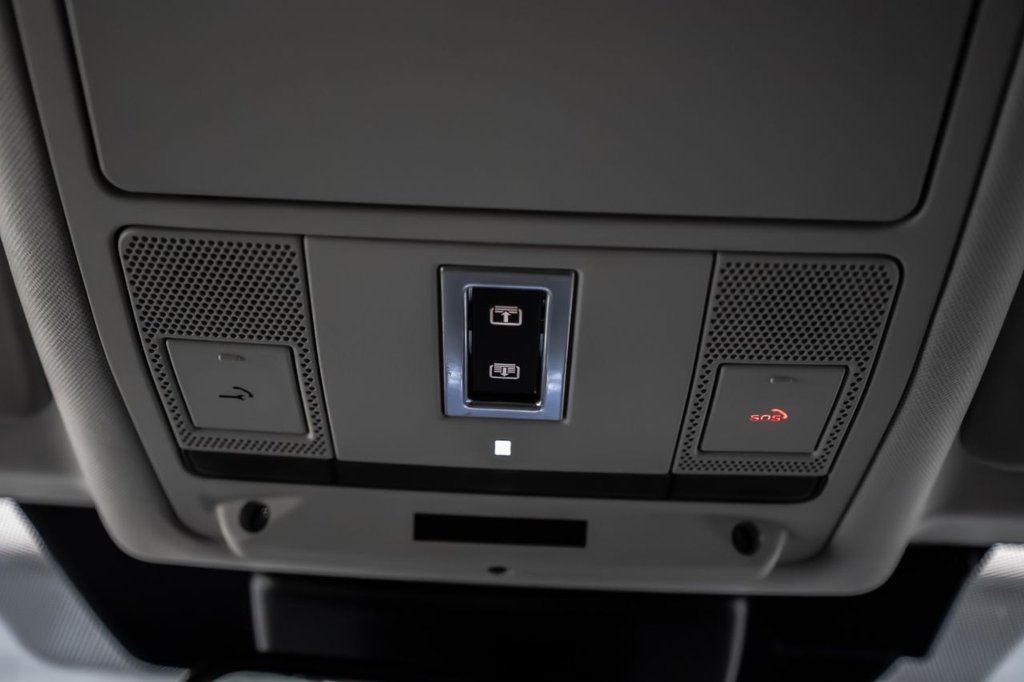 Used Land Rover Discovery Sport 2016 for sale - 78154209: Photo 39