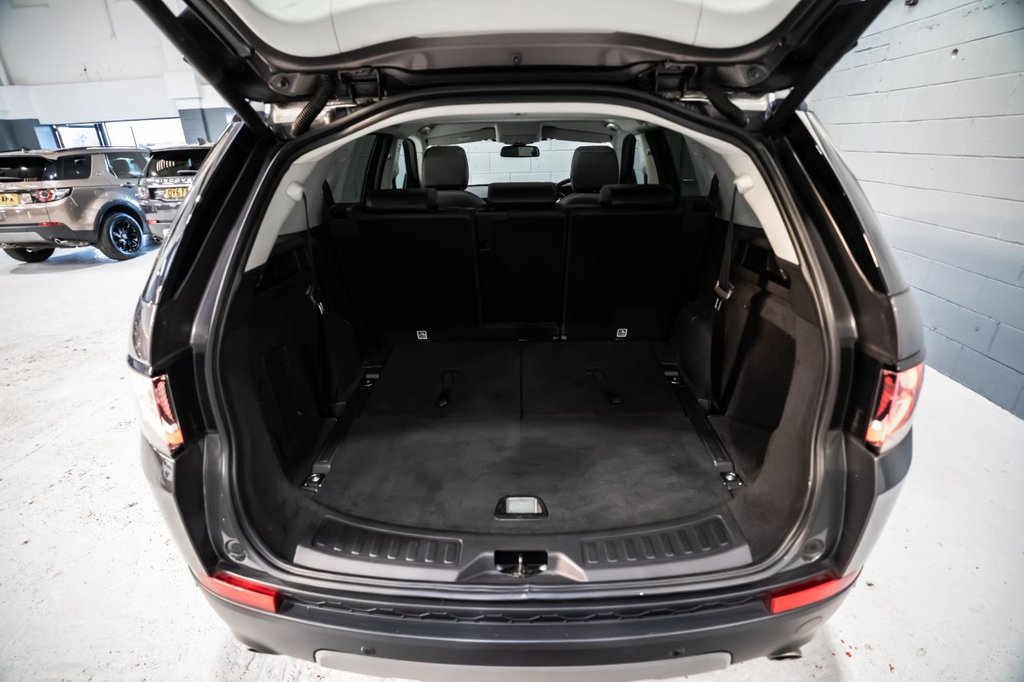 Used Land Rover Discovery Sport 2016 for sale - 78154209: Photo 40