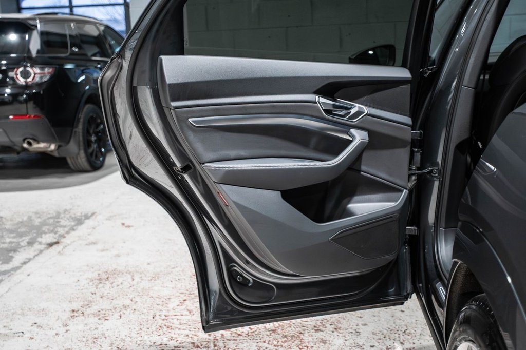 Used Audi e-tron 2022 for sale - 77785574: Photo 24