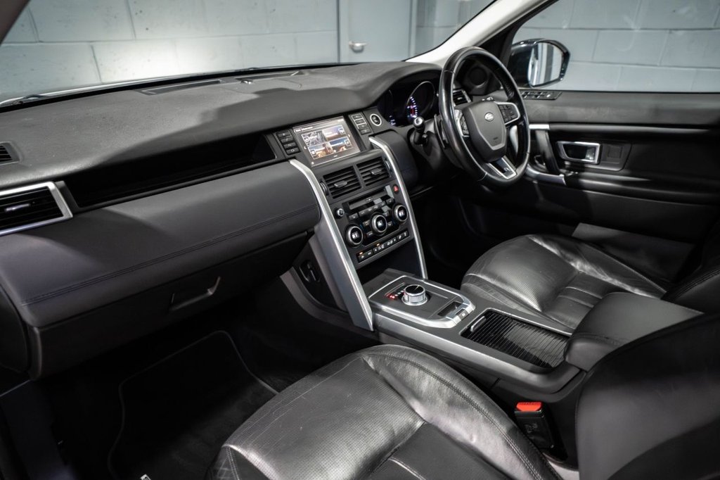 Used Land Rover Discovery Sport 2016 for sale - 78166913: Photo 17