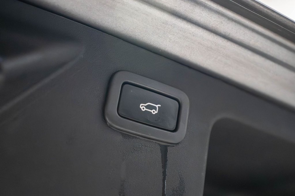 Used Land Rover Discovery Sport 2016 for sale - 78166913: Photo 40