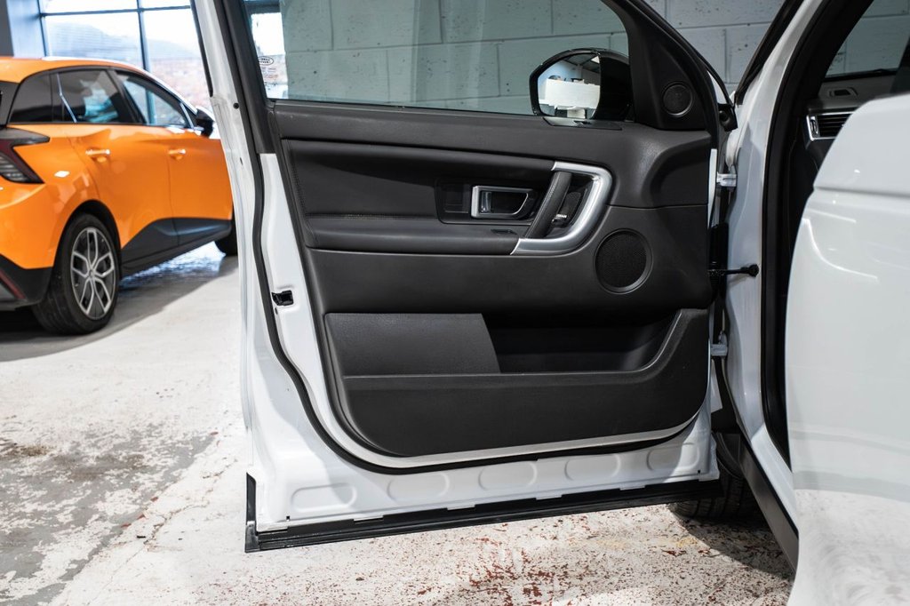 Used Land Rover Discovery Sport 2018 for sale - 77785577: Photo 16