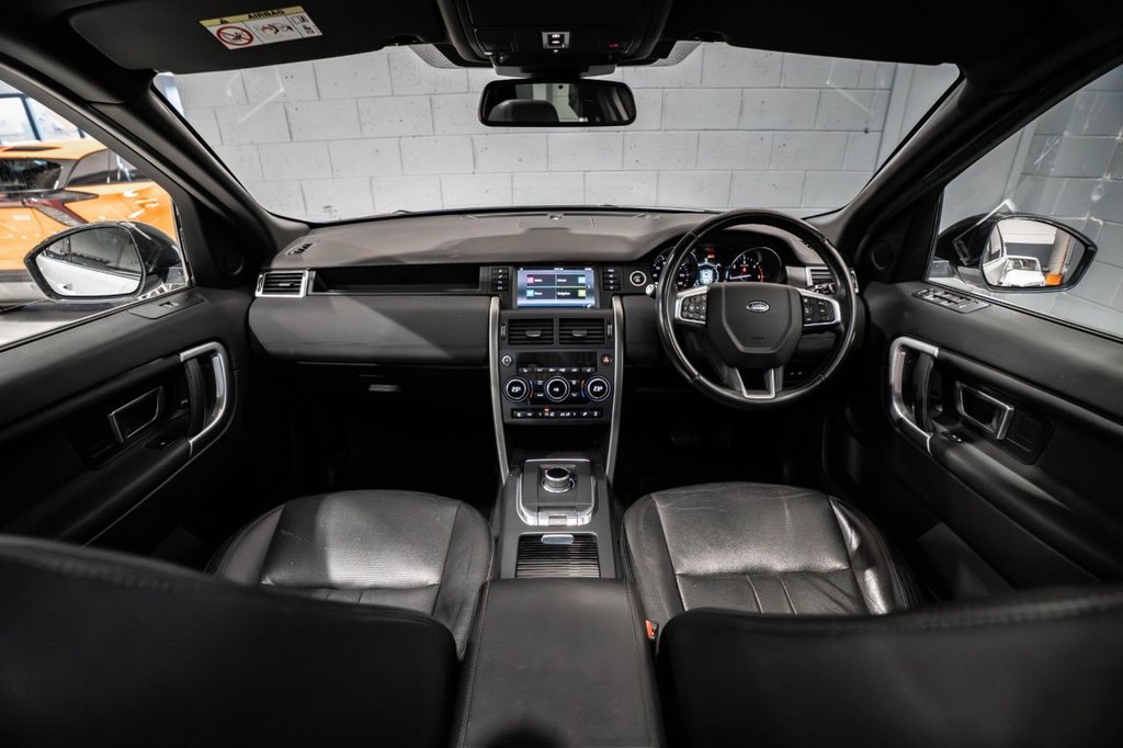 Used Land Rover Discovery Sport 2018 for sale - 77785577: Photo 2