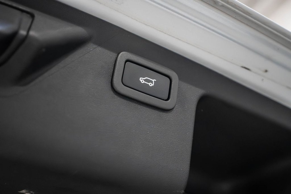 Used Land Rover Discovery Sport 2018 for sale - 77785577: Photo 43