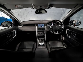 Used Land Rover Discovery Sport 2016 for sale - 78358609: Photo