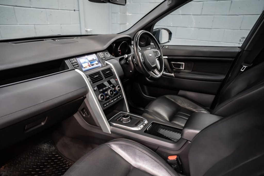 Used Land Rover Discovery Sport 2018 for sale - 78181642: Photo 16