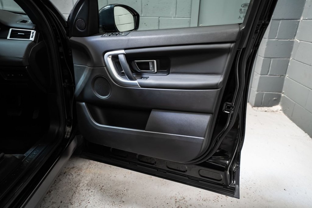 Used Land Rover Discovery Sport 2018 for sale - 78181642: Photo 9