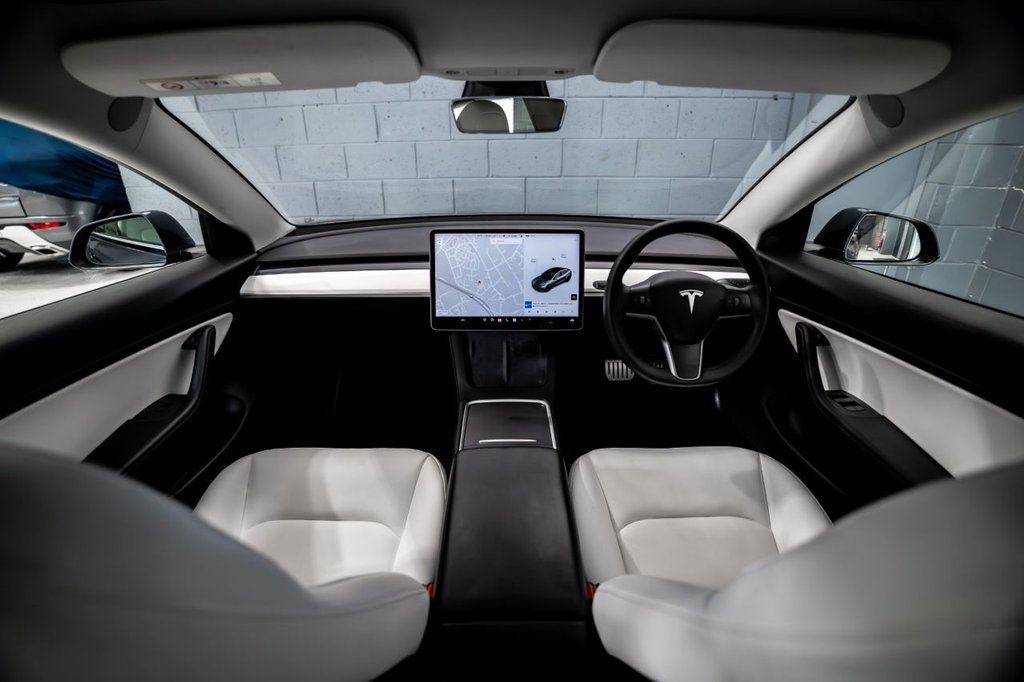 Used Tesla Model 3 2019 for sale - 77879367: Photo 2