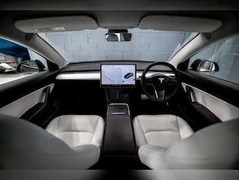 Used Tesla Model 3 2019 for sale - 77879367: Photo