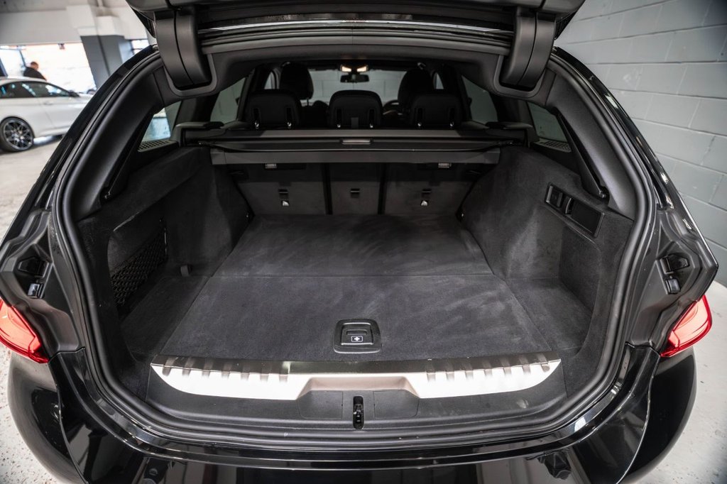 Used BMW 3 Series 2024 for sale - 77785566: Photo 46