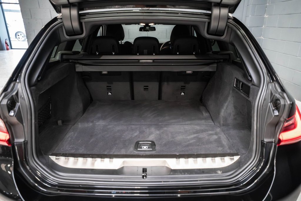 Used BMW 3 Series 2024 for sale - 77785566: Photo 48